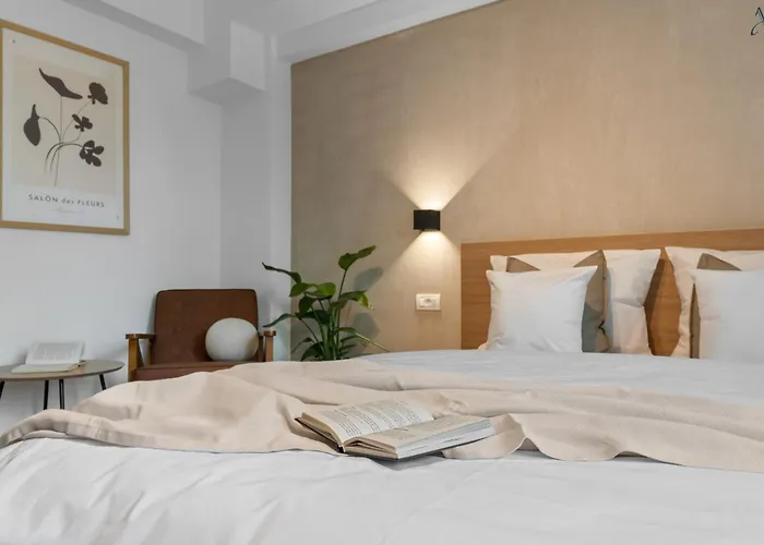 Downtown Comfort Near Attractions Apartamento Bucareste